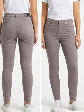KATE SPADE SATURDAY Grey Skinny Straight Leg Jeans w Stretch